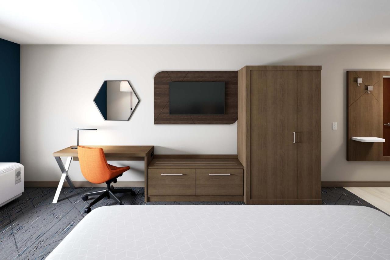 Holiday Inn Express & Suites - Hawaiian Gardens By Ihg Buitenkant foto