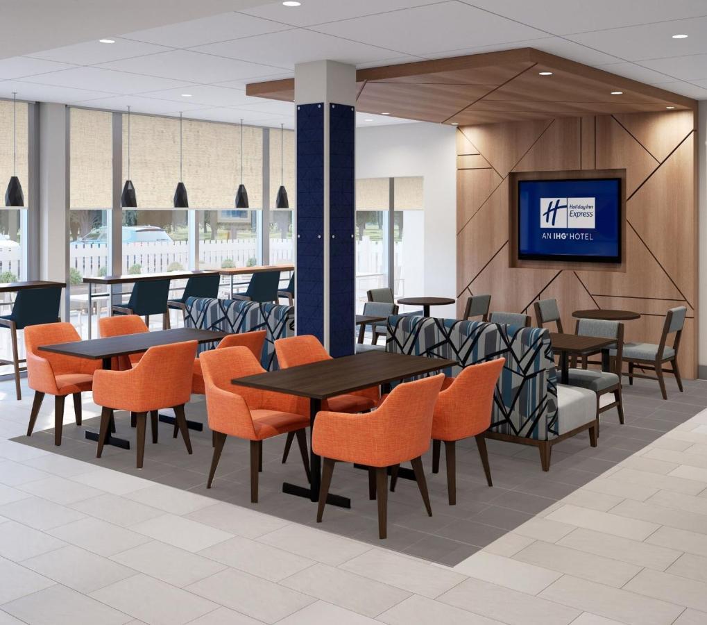 Holiday Inn Express & Suites - Hawaiian Gardens By Ihg Buitenkant foto